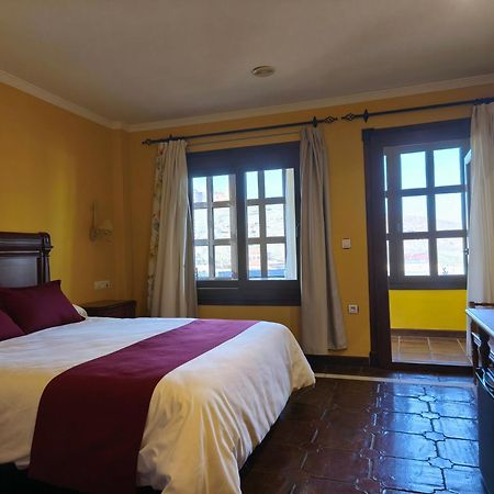 Hospederia Del Zenete Hotel La Calahorra Exterior foto